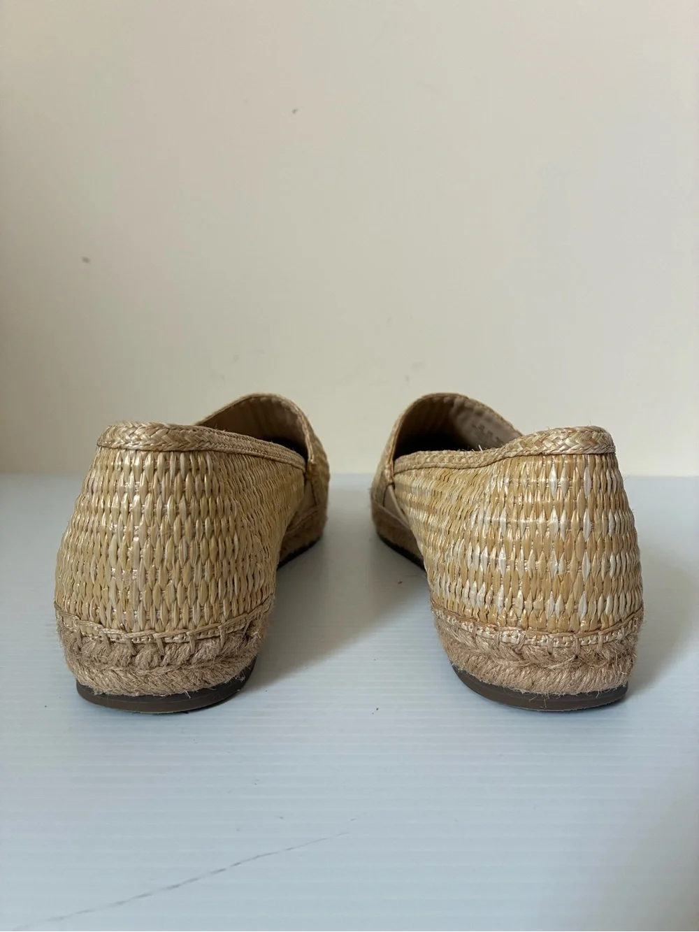 J.McLaughlin Woven Tan Raffia Slip On Espadrille Loafers size 9